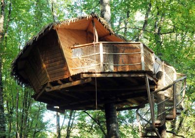 Hébergement insolite - Cabane du Pêcheur dans la Vienne (86) - Nuit insolite dans une cabane dans les arbres
