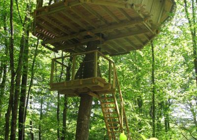 Parc de la Belle - Cabane dans les arbres - Hébergement insolite en Nouvelle Aquitaine situé à proximité du Futuroscope (Vienne (86)